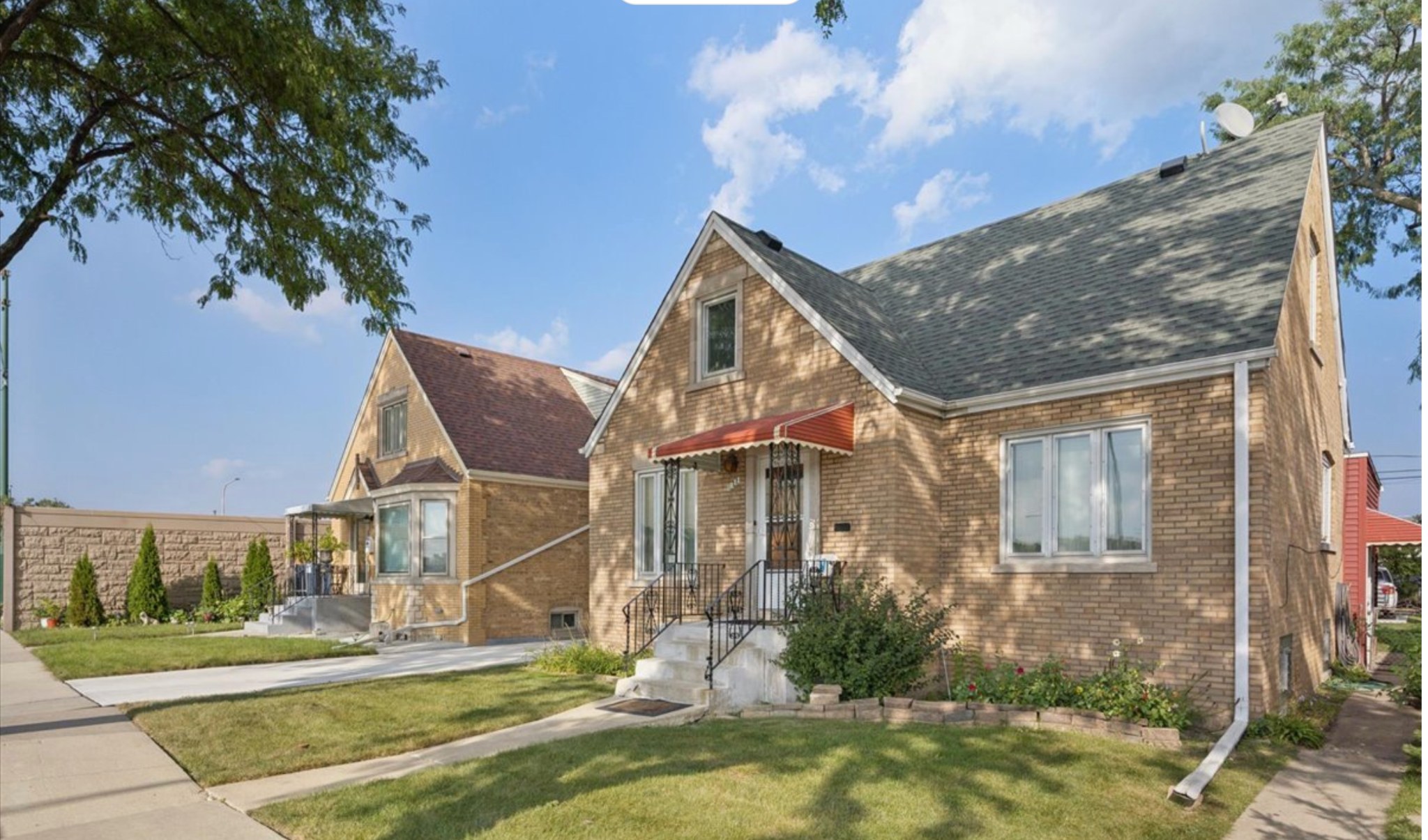 Alternate exterior view of 5711 N Canfield Avenue